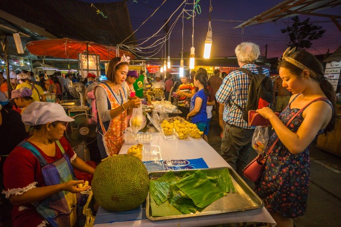 Цены на фрукты на Пхукете Таиланд 2024