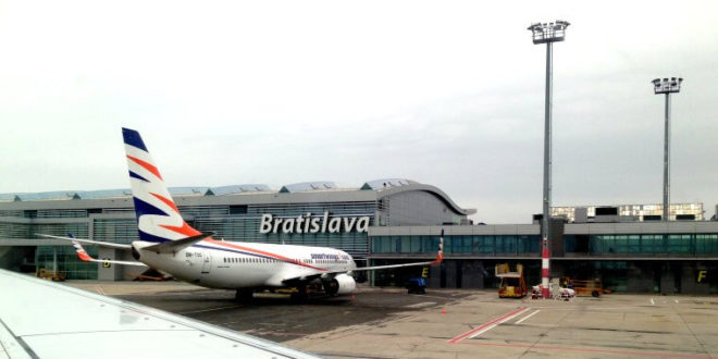 Как добраться из аэропорта Братиславы до центра города