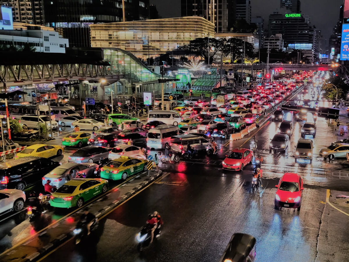 Вид на вечерний Бангкок