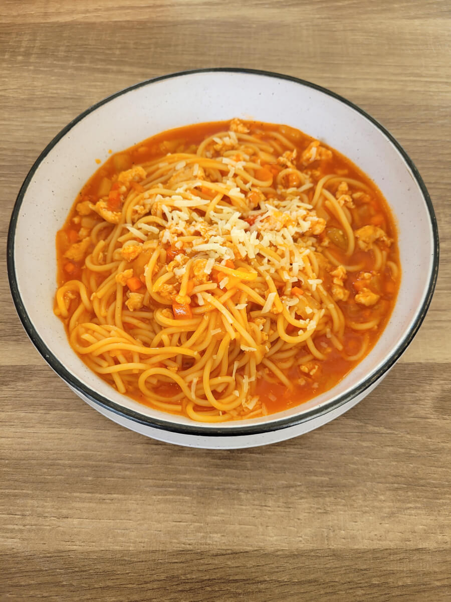 Спагетти с томатной пастой, 115 бат